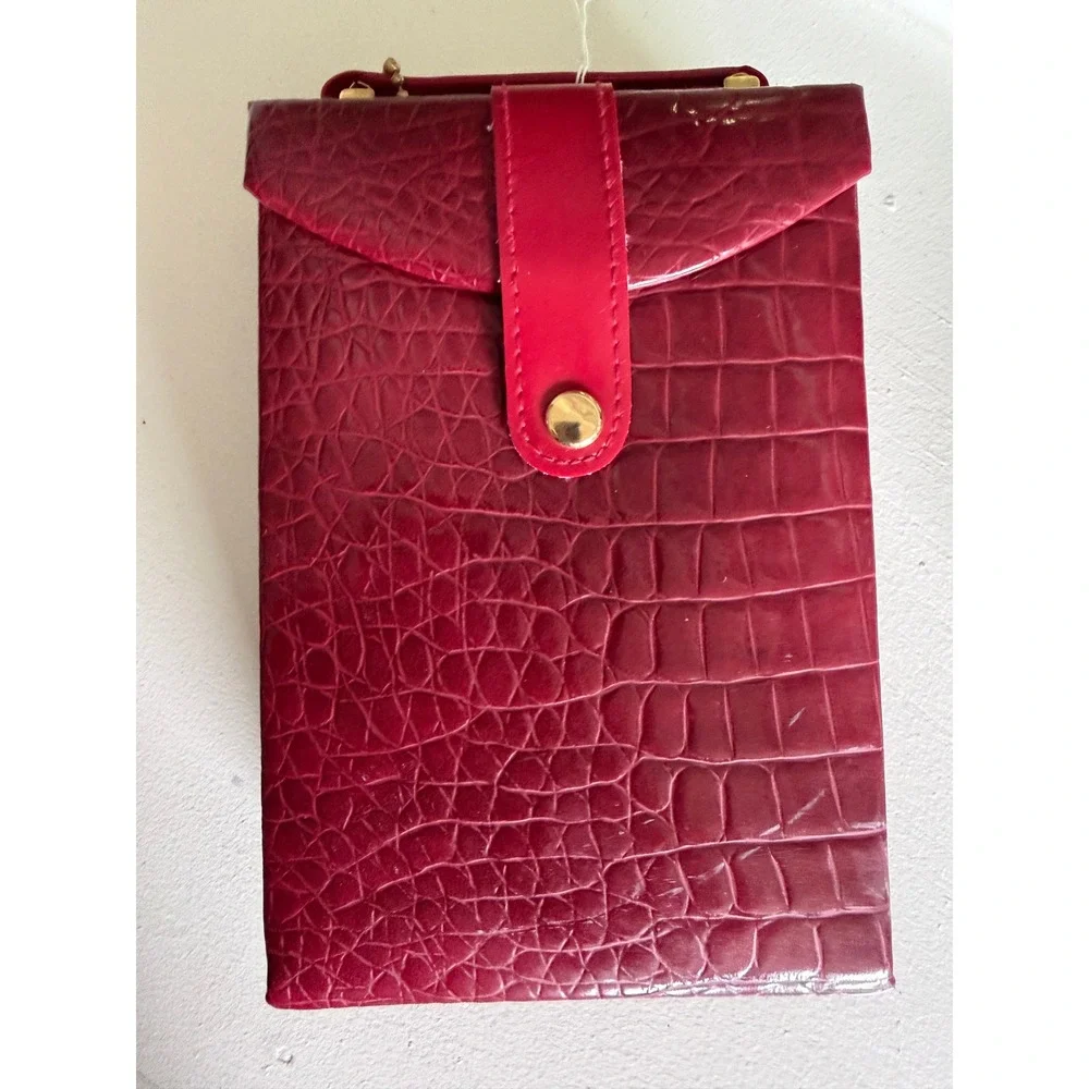 Dulwich Designs Burgundy Croc Embossed Jewelry Travel Case with Mirror & Handle